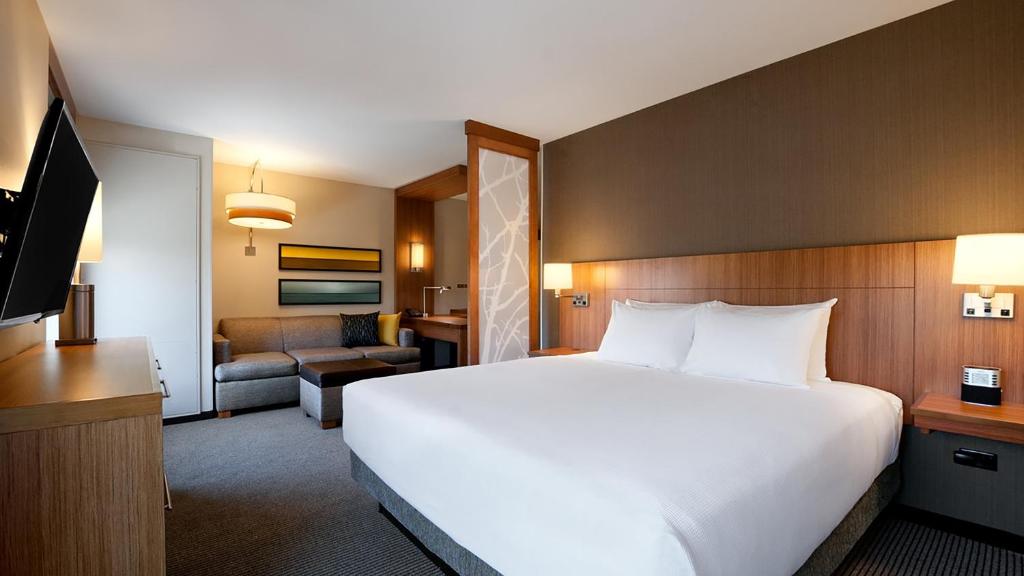 Hyatt Place Houston / The Woodlands image