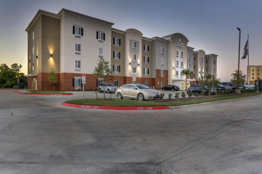 Candlewood Suites College Station At University, an IHG Hotel image