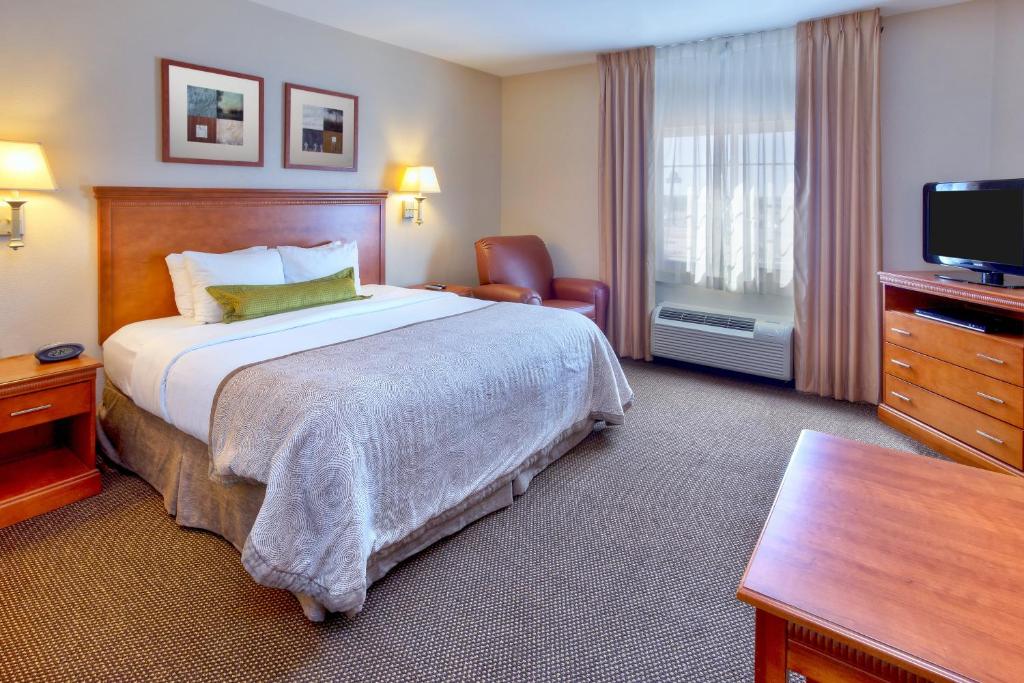 Candlewood Suites Fort Stockton, an IHG Hotel photo 1