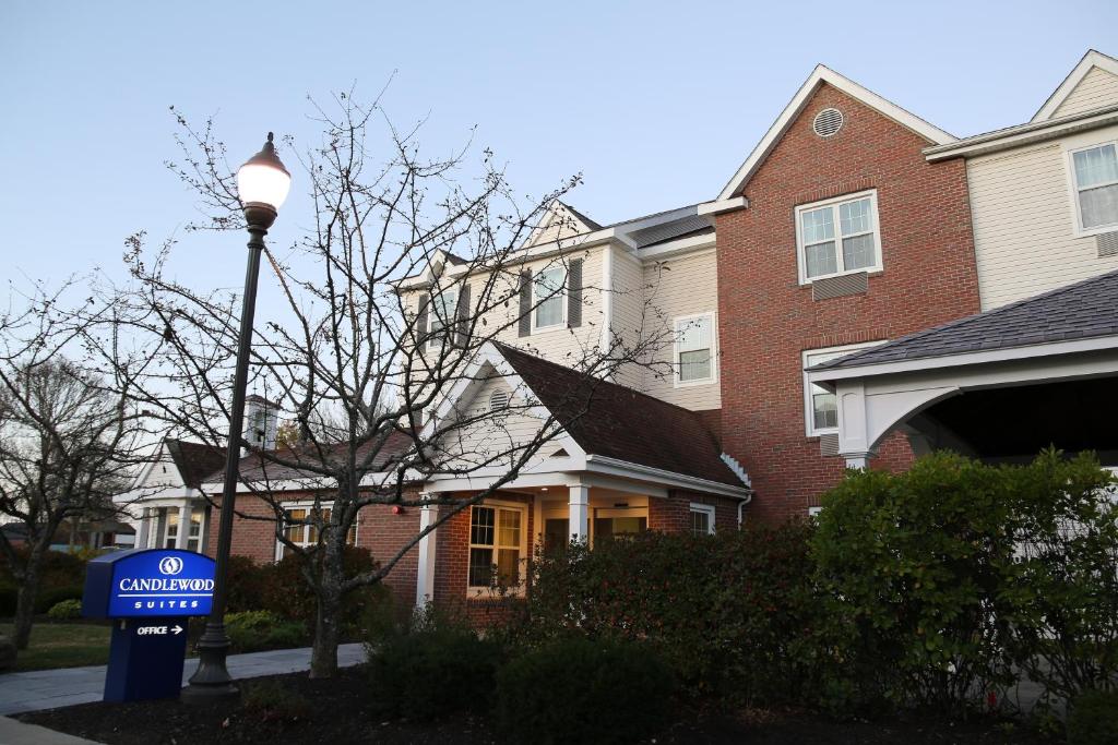 Candlewood Suites Portland - Scarborough, an IHG Hotel image