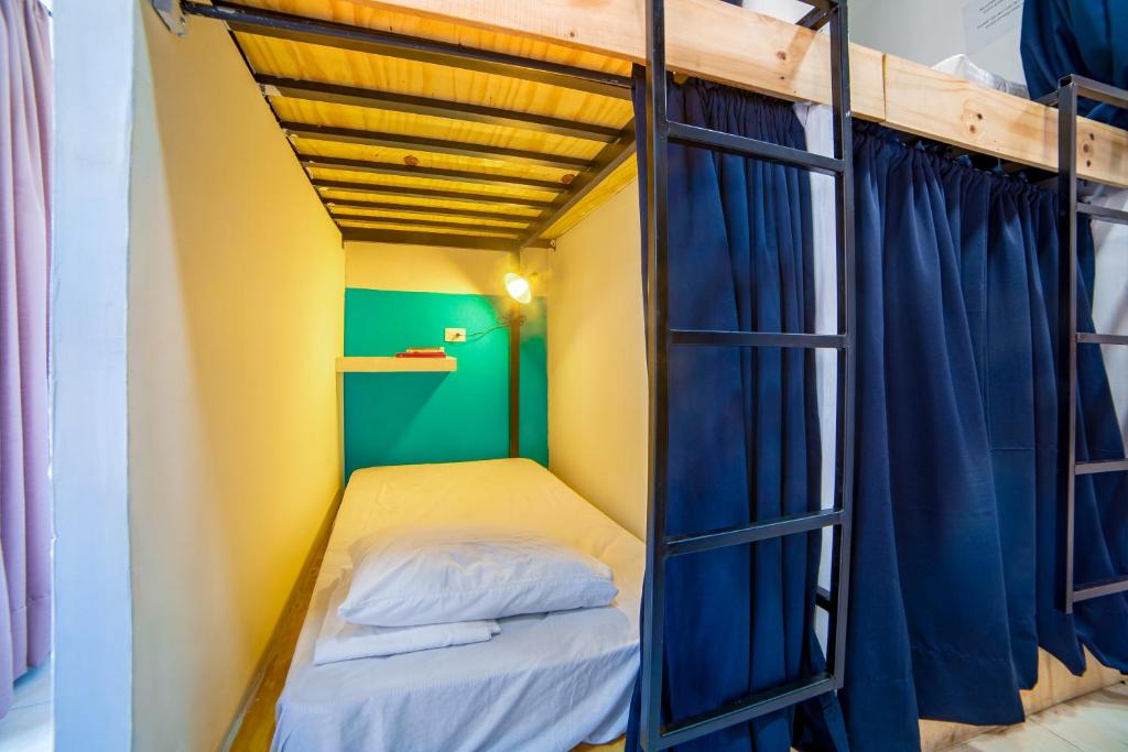 Номер (Односпальная кровать в общем номере для мужчин и женщин), Ten to Ten Puerto Vallarta