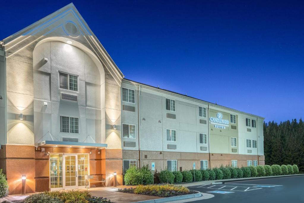 Candlewood Suites Ft Lee - Petersburg - Hopewell image