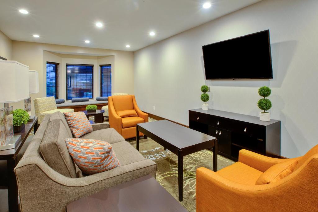 Staybridge Suites - Benton Harbor-St. Joseph, an IHG Hotel photo 3