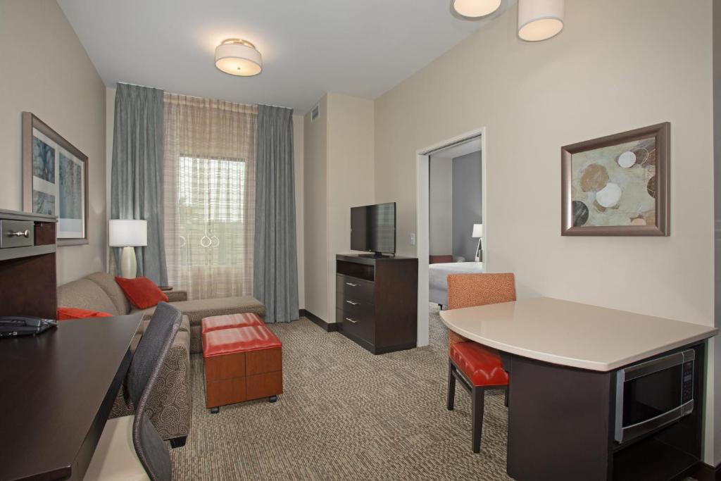 Staybridge Suites Denver South - Highlands Ranch, an IHG Hotel photo 3
