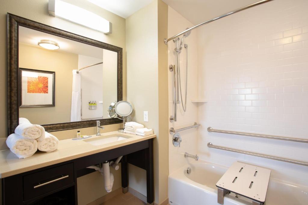 Staybridge Suites Denver South - Highlands Ranch, an IHG Hotel photo 4