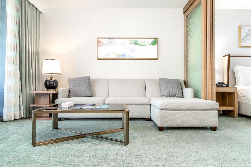 Сьюит (Суперлюкс с 1 спальней и видом на океан), Real Select at The Ritz-Carlton Residences, Waikiki Beach
