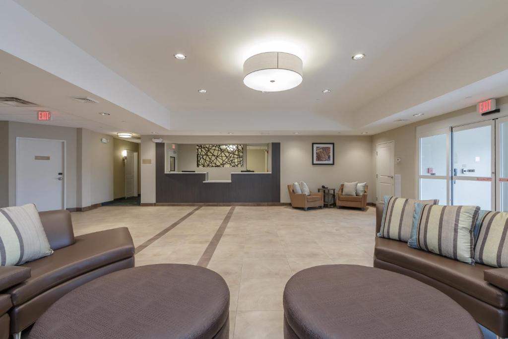 Candlewood Suites Mishawaka, an IHG Hotel photo 4