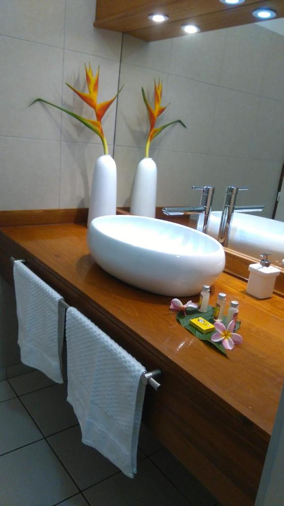 Orio Papeete centre apt w pool photo 4