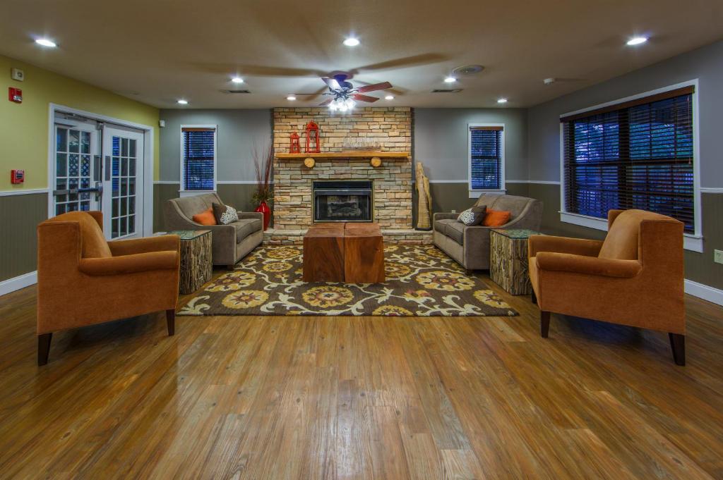 Holiday Inn Club Vacations Apple Mountain Resort at Clarkesville photo 3