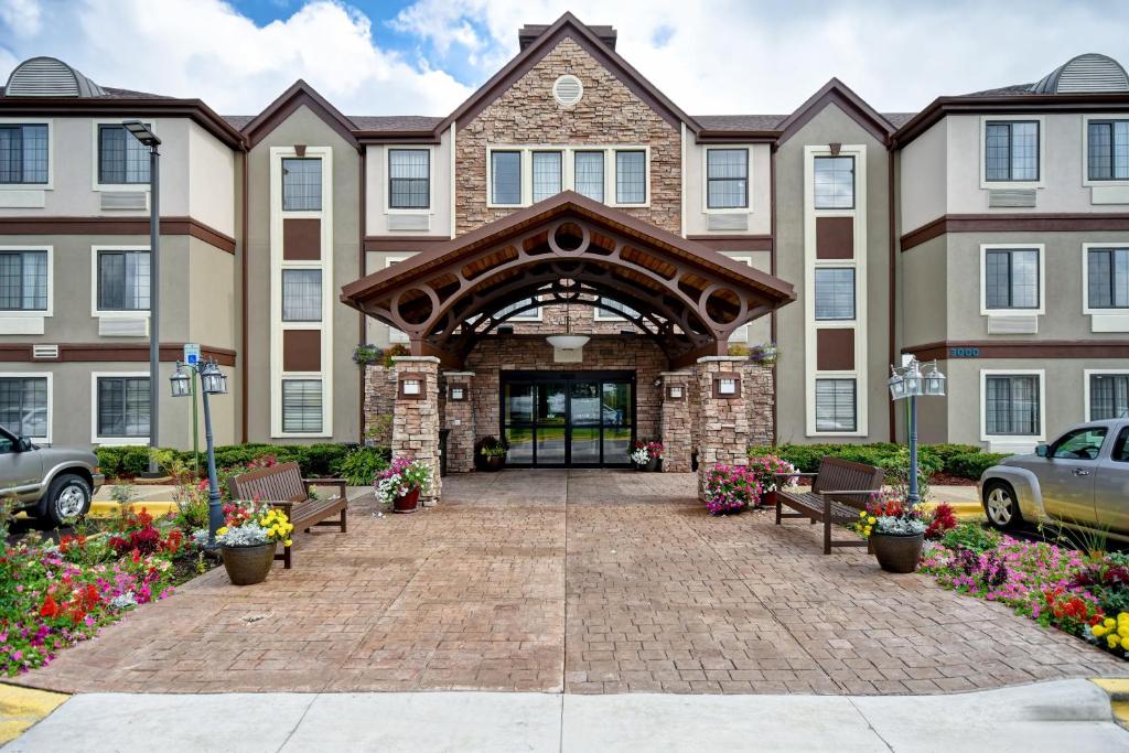 Staybridge Suites Grand Rapids-Kentwood, an IHG Hotel image