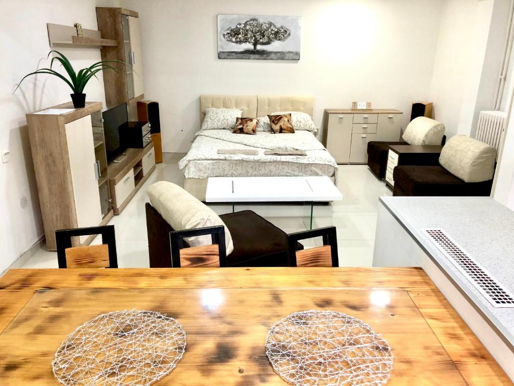 Apartment on a river avenue photo 4