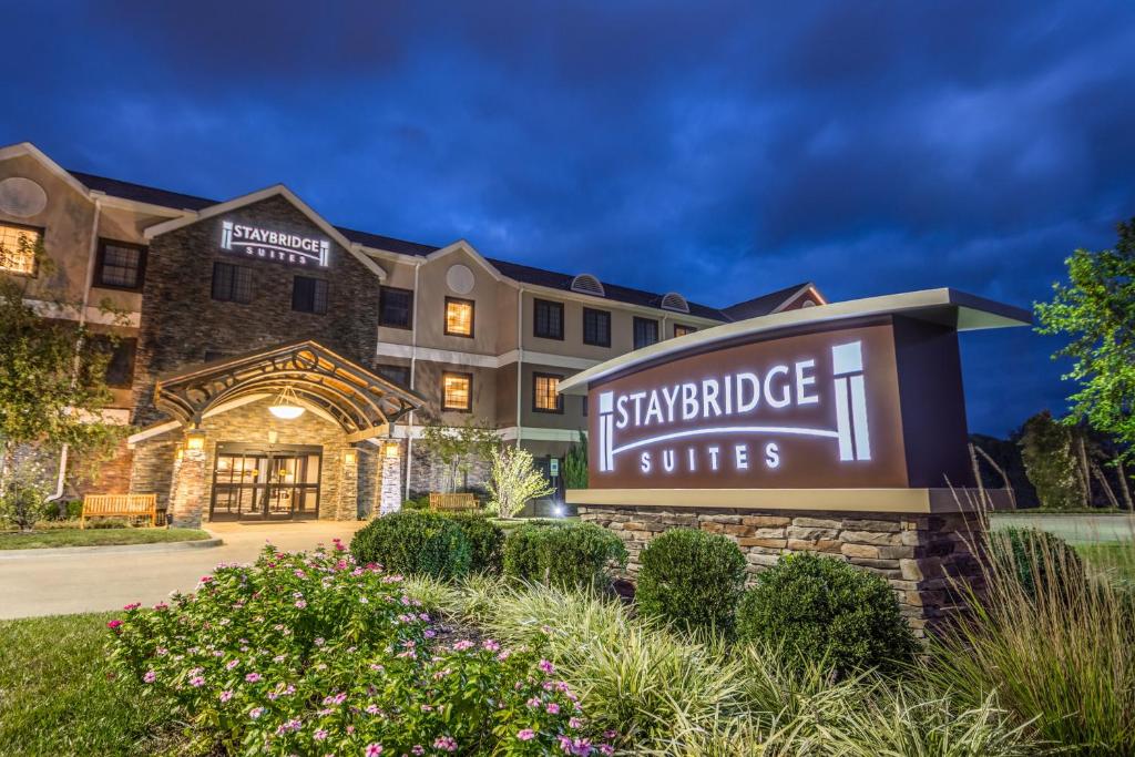 Staybridge Suites Kansas City - Independence, an IHG Hotel image