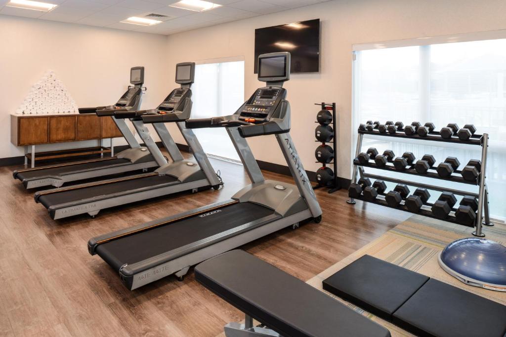 Holiday Inn Express & Suites Alachua - Gainesville Area, an IHG Hotel photo 3