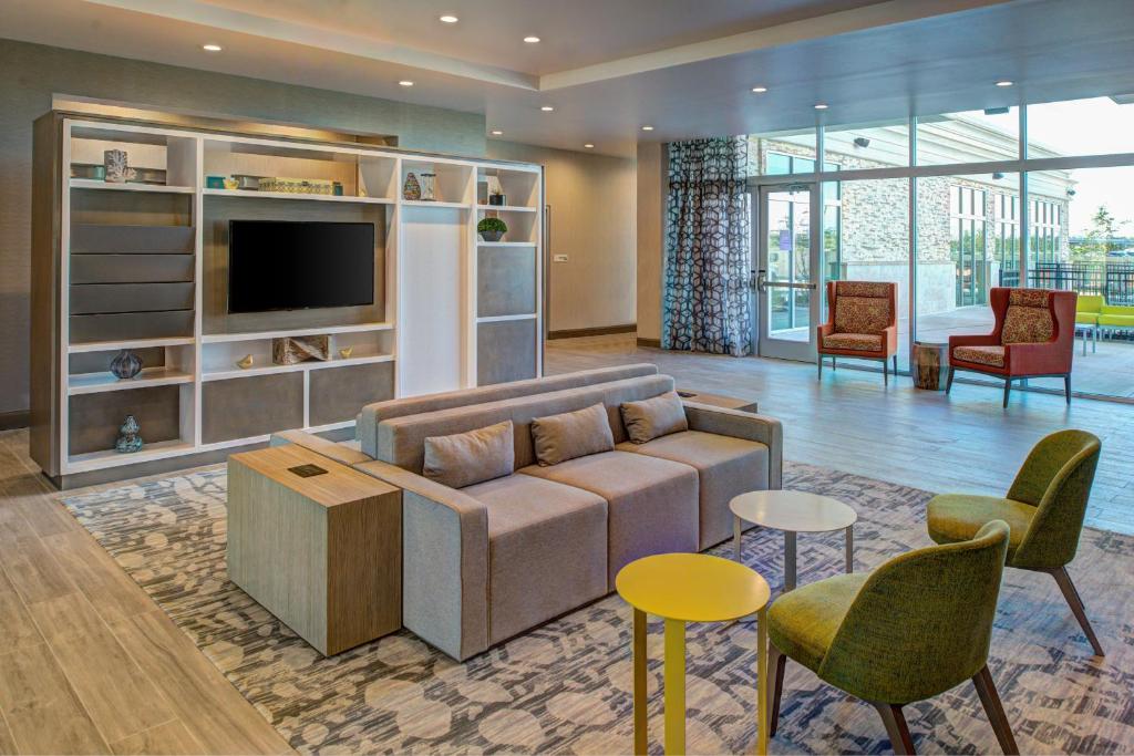 Holiday Inn Hotel & Suites - Houston West - Katy Mills, an IHG Hotel photo 4