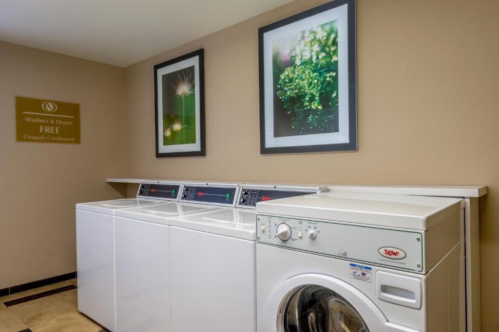 Candlewood Suites Del City, an IHG Hotel photo 3