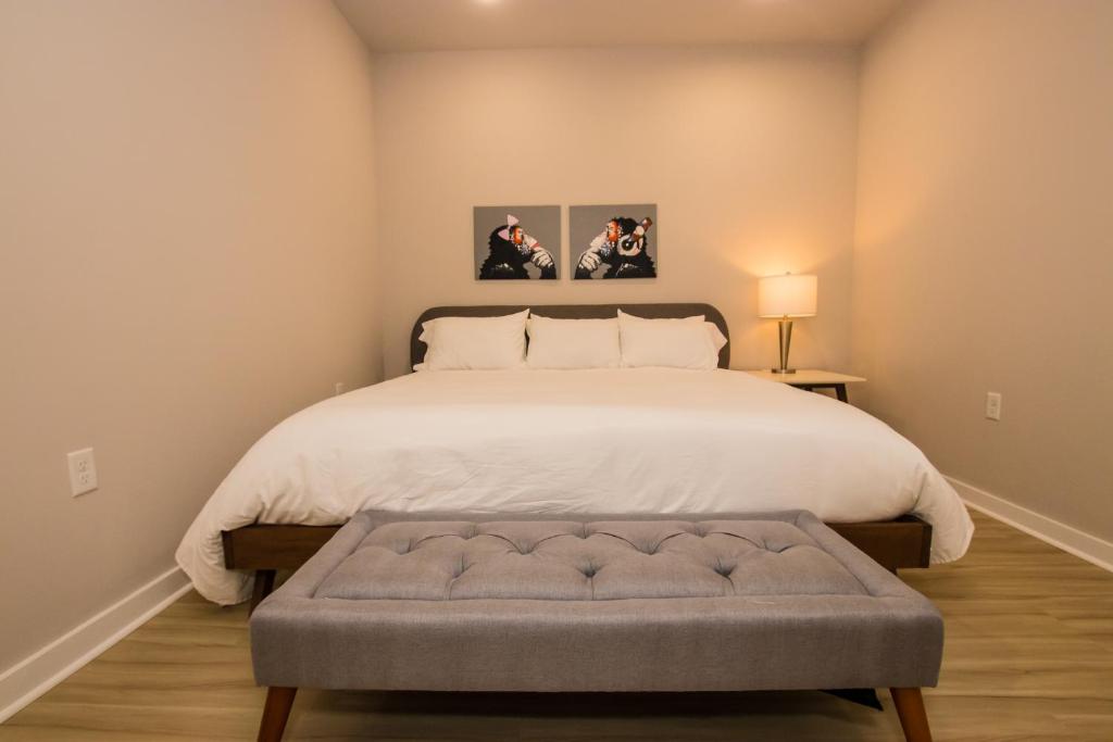 The Hotel at Huntington Square image