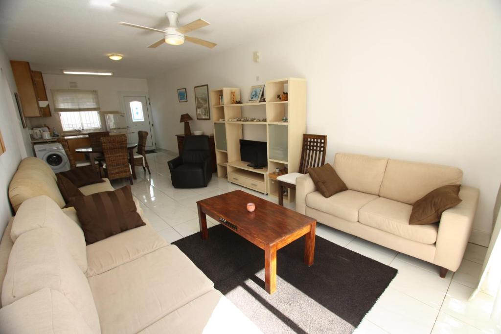 Pissouri Beach Apartments photo 4