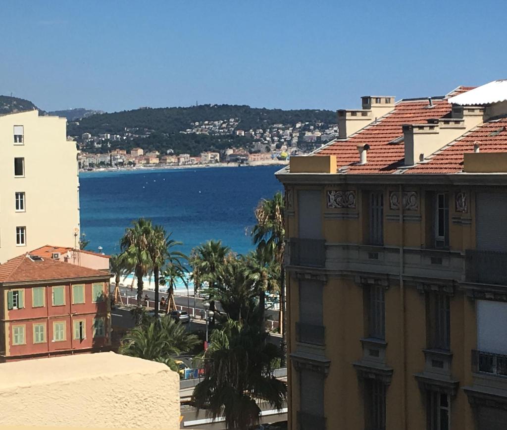 Studio 100m de la mer photo 2