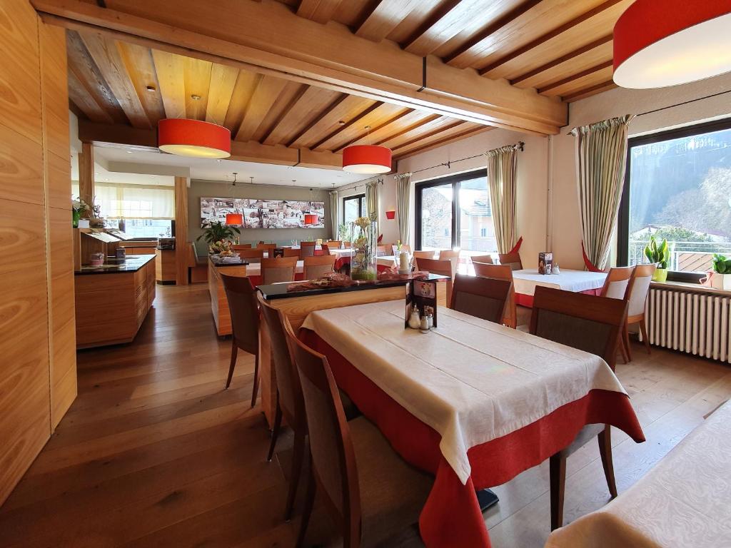 Hotel & Gasthof Zur Linde photo 3