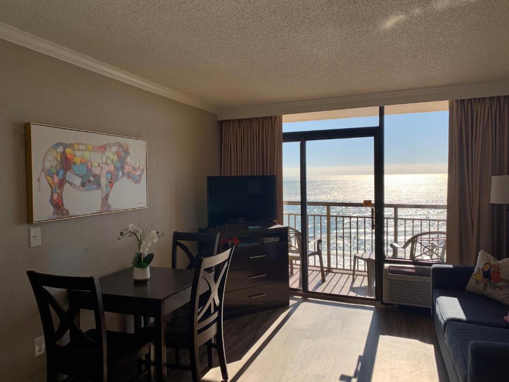 Paradise Found Oceanfront Condo image