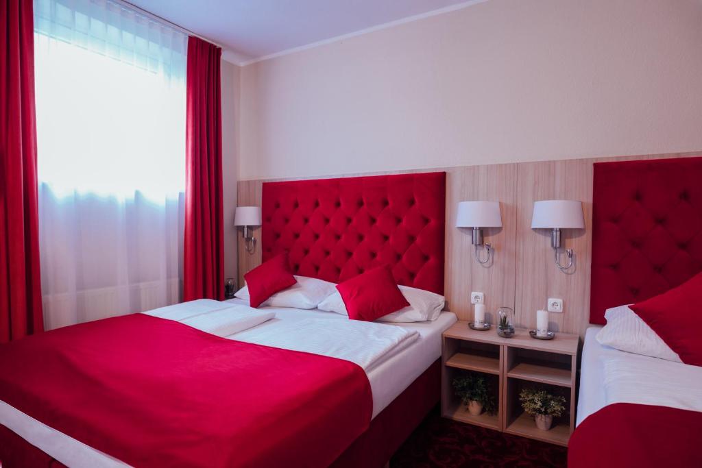 Трехместный (Трехместный номер с основными удобствами), Hotel Austria