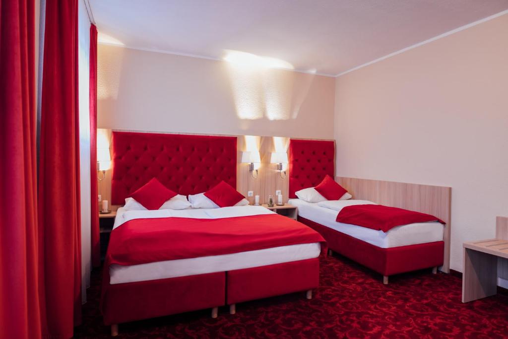 Трехместный (Трехместный номер с основными удобствами), Hotel Austria