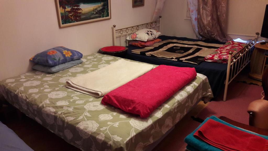 Next to City Center, Beside Bus and Train Station, Safe and Cozy Place photo 3