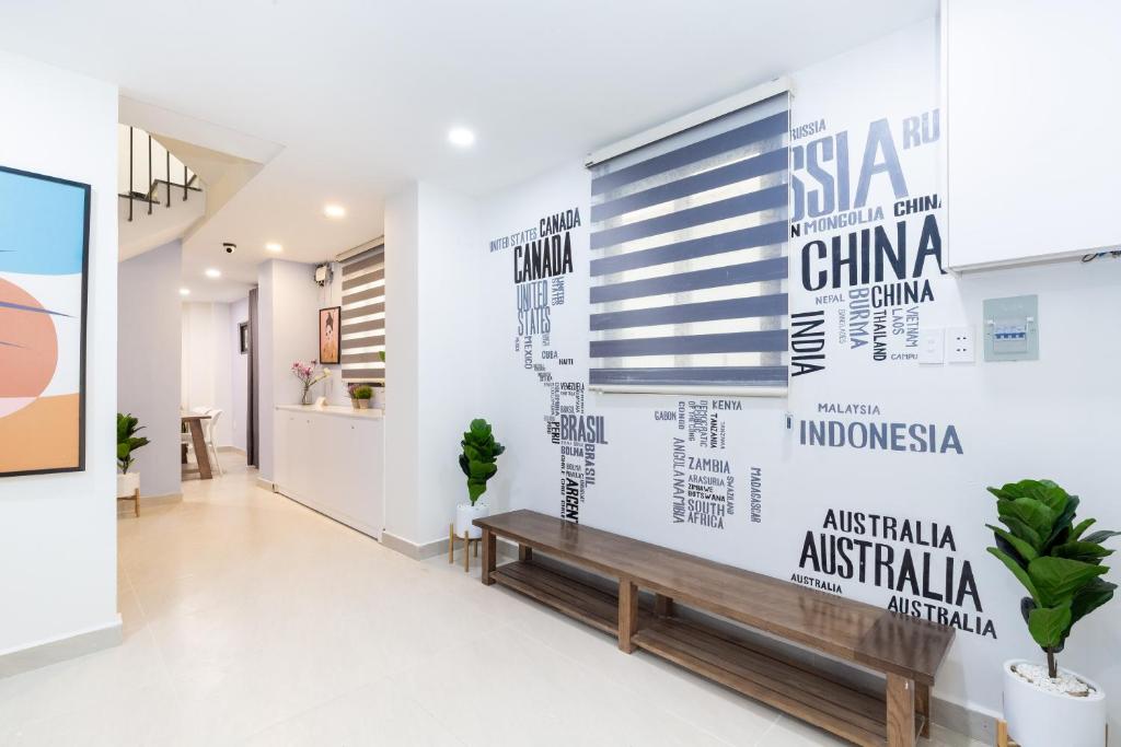 Cozrum Homes - Charming Corner