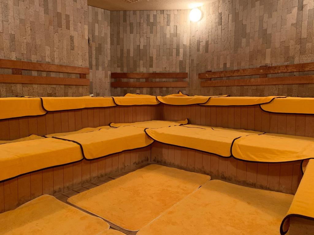 Funabashi Grand Sauna and Capsule Hotel photo 4
