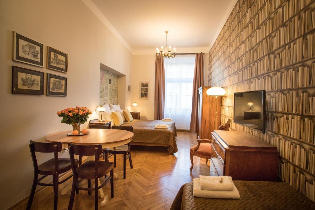Апартаменты (Апартаменты E), Scharffenberg Apartments