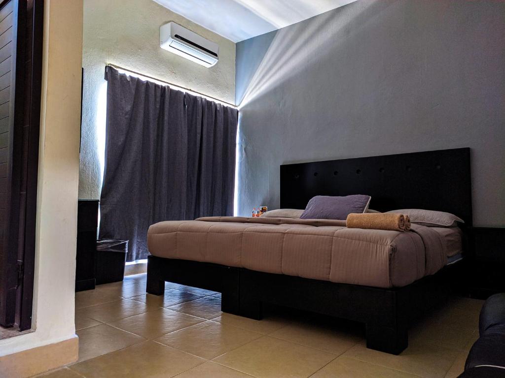 Hotel Zepeda photo 2