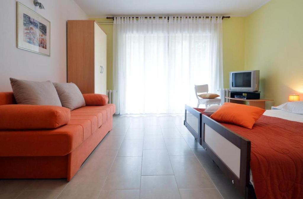 Apartment Rojnic - 3 bedrooms apartment photo 4