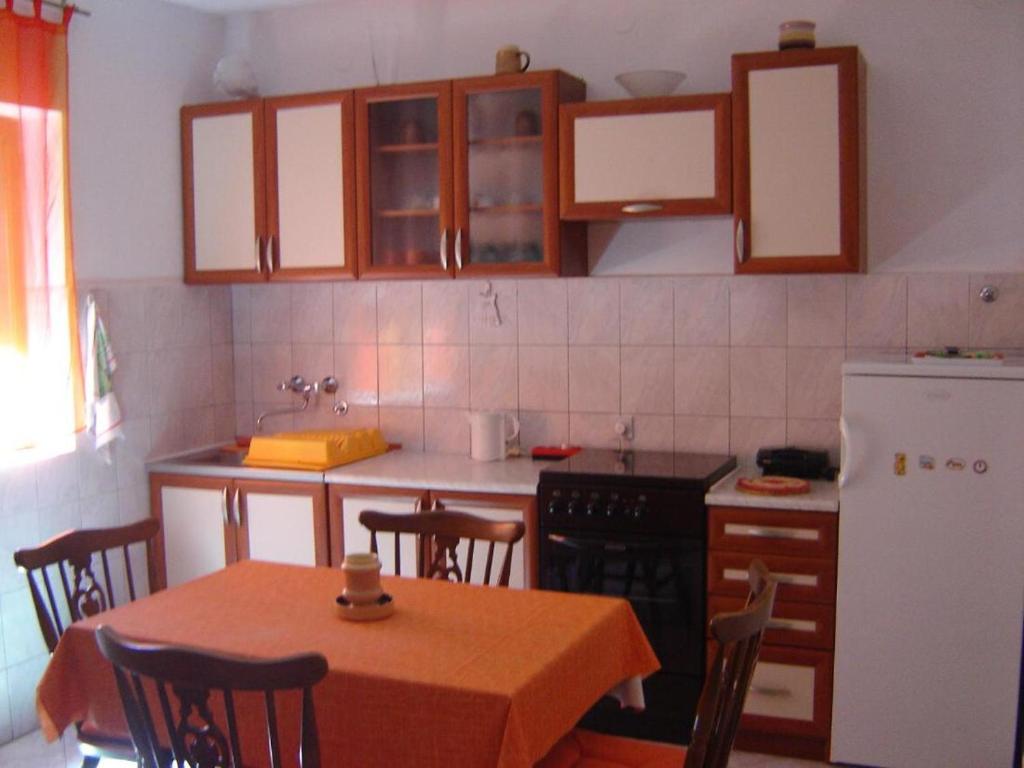 Apartments Grgorinić - Ground Floor photo 1
