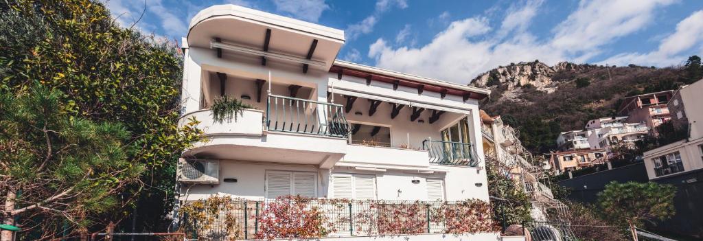 Villa Mia photo 1