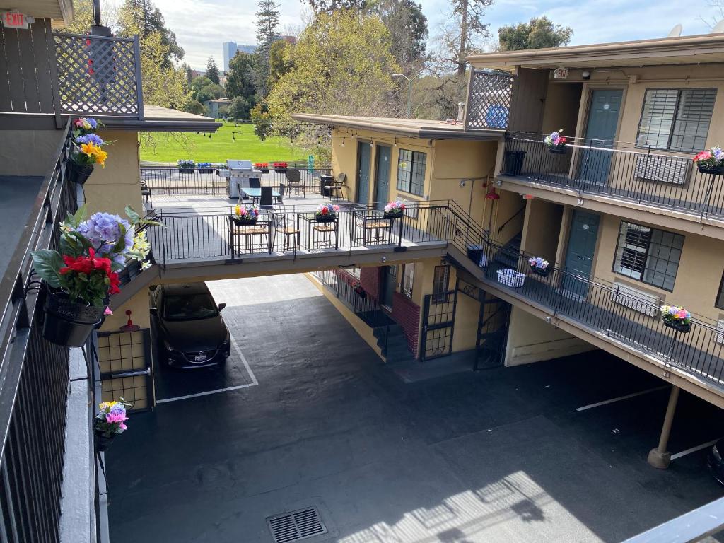 Westwind Lodge photo 3
