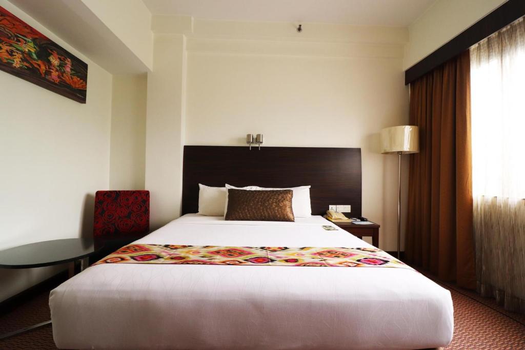 Двухместный (Premium Double Room (City View)), Hotel Grand Continental Kuala Lumpur