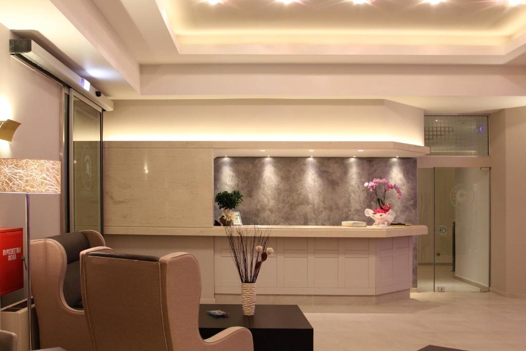 Achilles Hotel photo 3