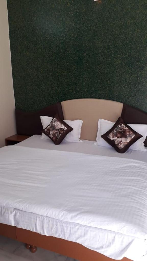 Paradise Hotel for Couples photo 4