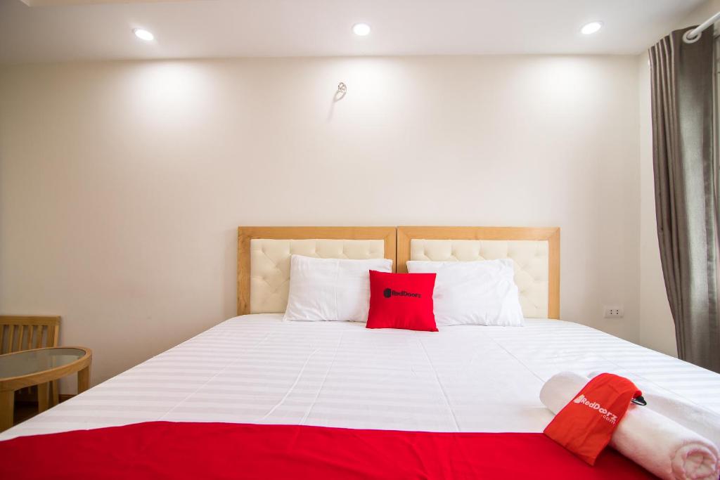 Двухместный (Стандартный двухместный номер с 1 кроватью), RedDoorz near Big C Thang Long