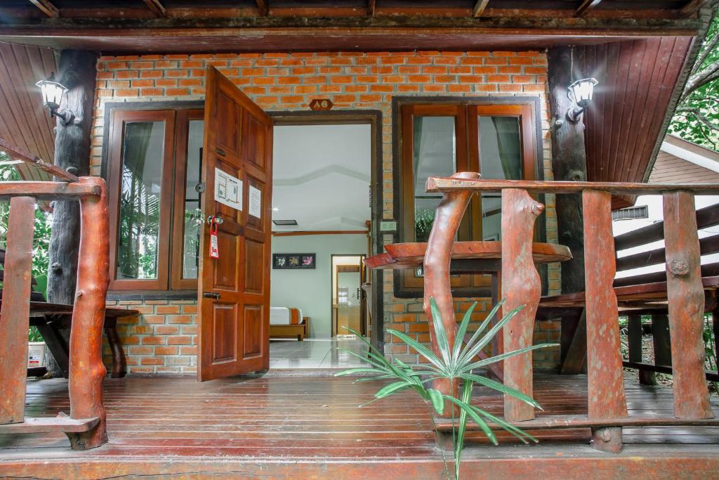 Семейный (Семейное бунгало), Ao Nang Cliff View Resort