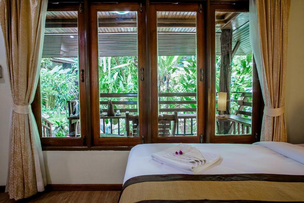Трехместный (Трехместный номер, вид на сад), Ao Nang Cliff View Resort