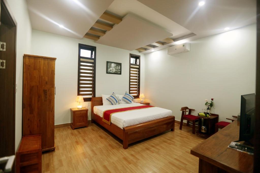 Tan Doan An Bang center beach villas