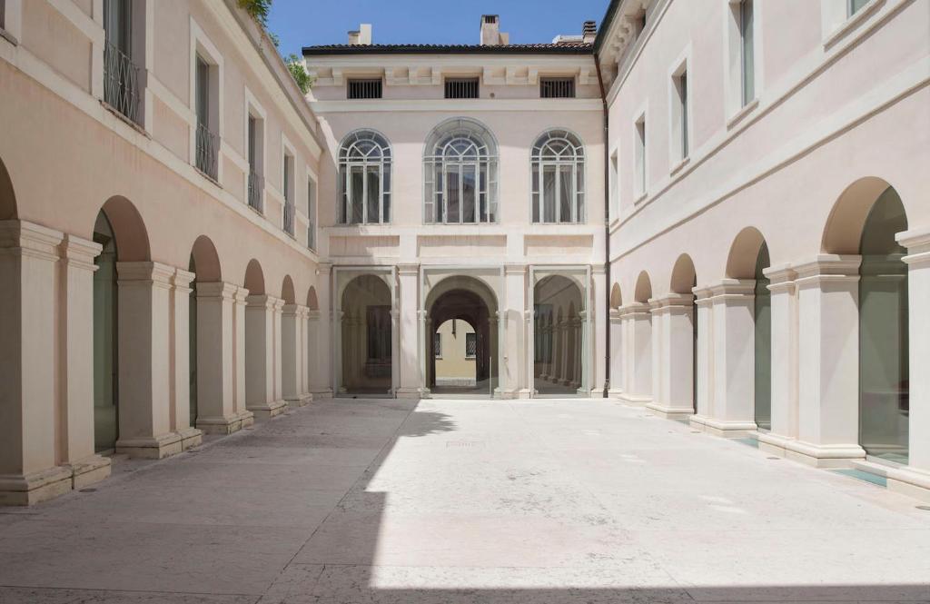 PALAZZO BECCAGUTTI CAVRIANI - Gallery Suite e Frescoes Suite photo 1