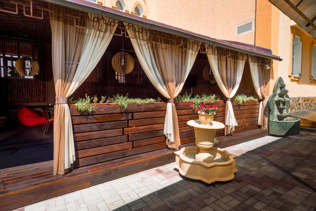 Premier Hotel Shafran photo 2