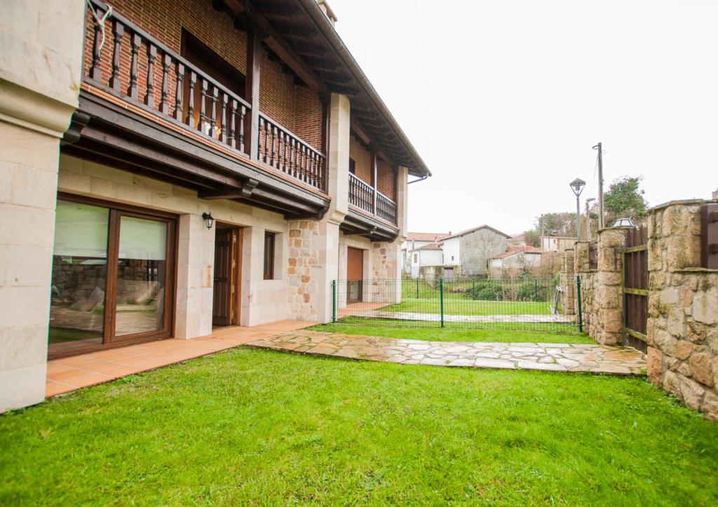 Casas encantadoras en entorno espectacular photo 2