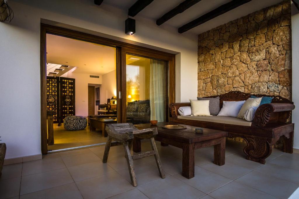 Can Olivo - Acogedora casa con exclusivo diseño interior photo 3