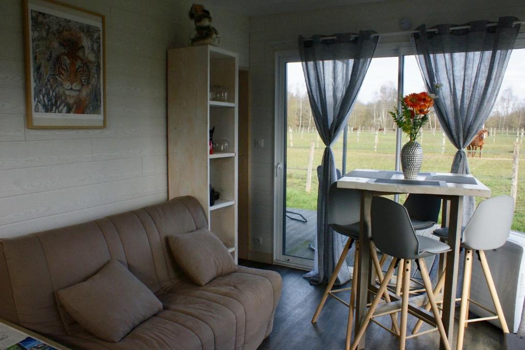 Cottage tout confort au milieu des chevaux photo 2