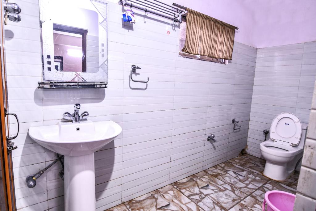 Двухместный (Стандартный двухместный номер с 1 кроватью), Hotel Aashiyana
