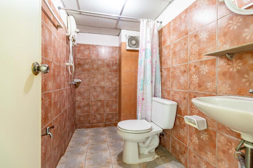 Двухместный (Улучшенный номер с кроватью размера «queen-size»), Benjaratch Boutique Apartment