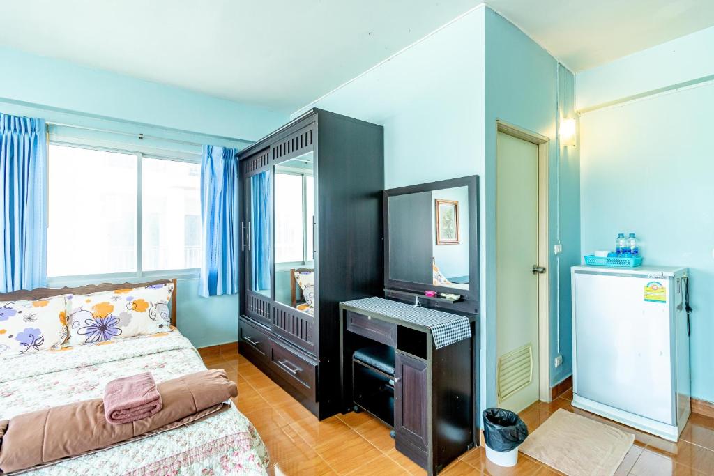 Двухместный (Улучшенный номер с кроватью размера «queen-size»), Benjaratch Boutique Apartment